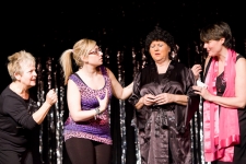 curtainup-12